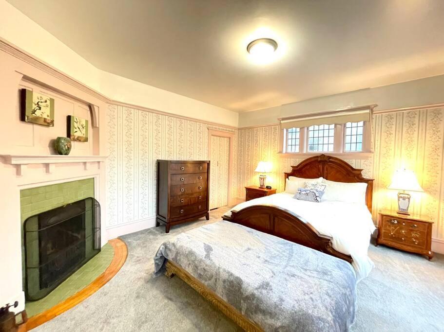 Parlor Suite In Heritage Manor, Fairfield, Near Dt Victoria Eksteriør billede